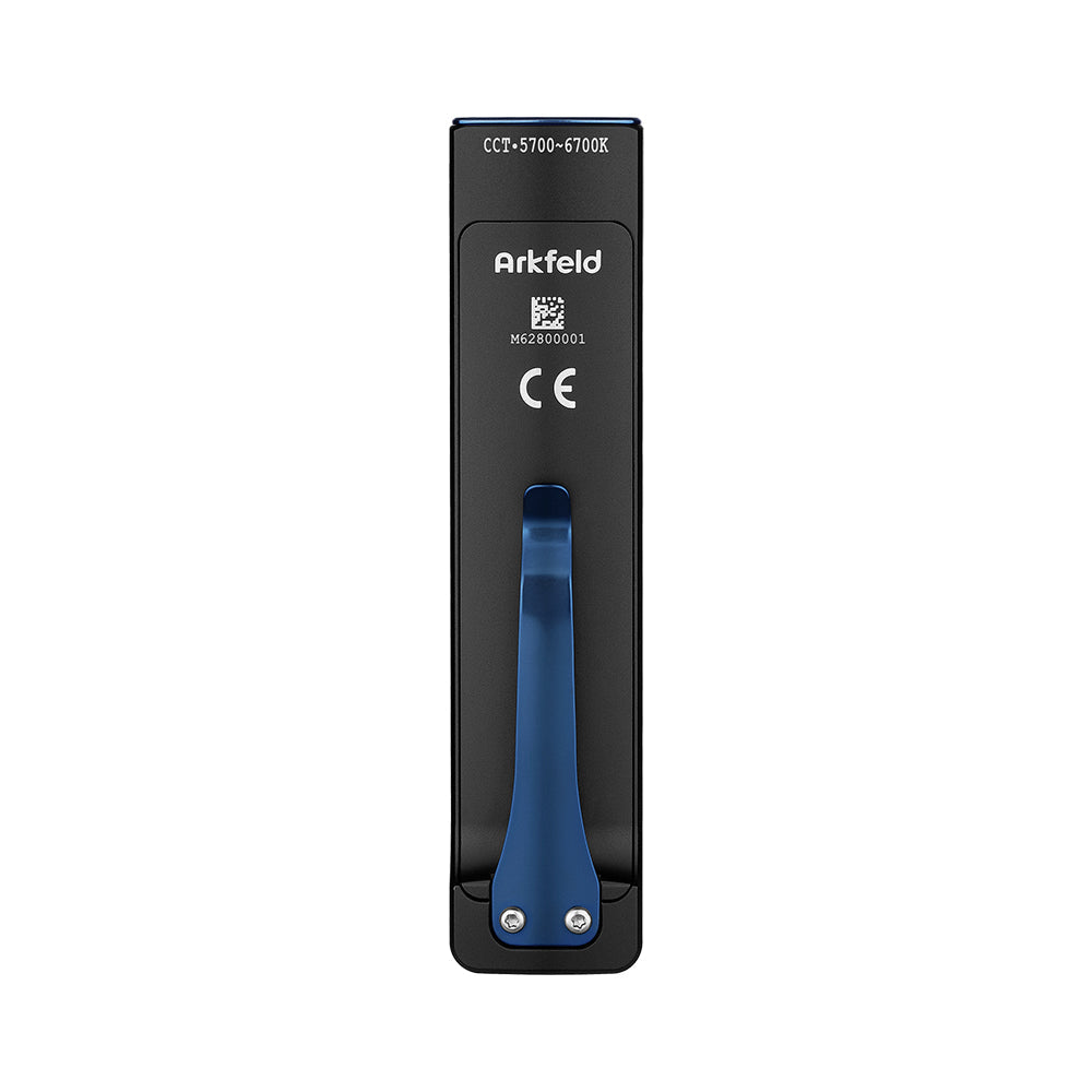 Linterna LED de Mano con Puntero OLIGHT Arkfeld  1000 lúmenes