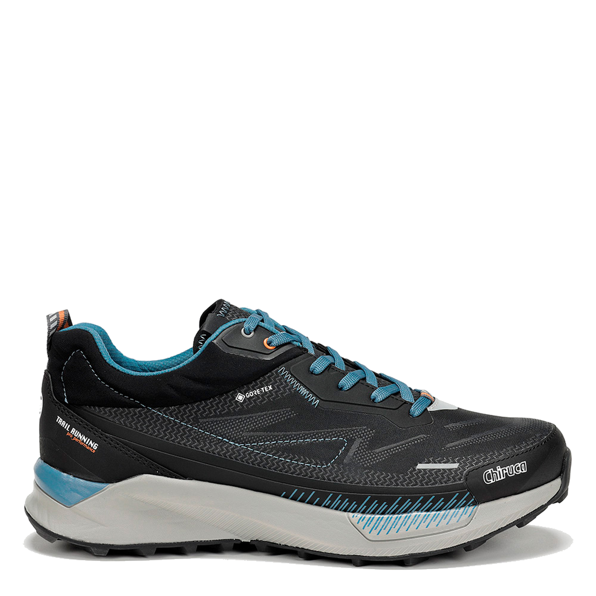Zapatillas outdoor CHIRUCA Sucre 03 — detalle 2